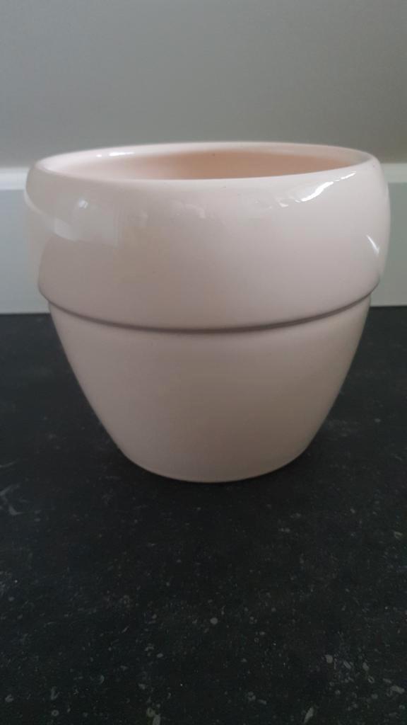 Crèmekleurige Bloempot - 15cm, Tuin en Terras, Bloempotten, Zo goed als nieuw, Aardewerk, Binnen, Balkon, Tuin, Minder dan 40 cm