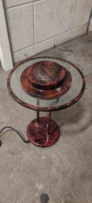 Vintage tafel lamp beschikbaar voor biedingen