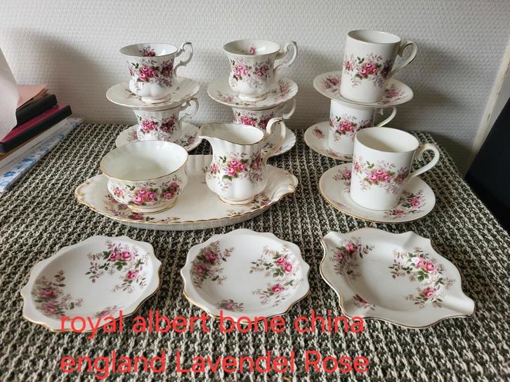 Royal Albert Lavendel Rose servies €80 totaal, Antiek en Kunst, Antiek | Servies compleet, Ophalen of Verzenden