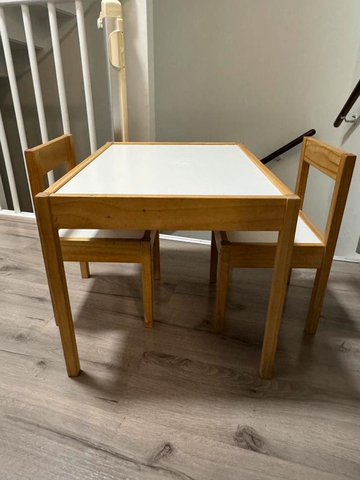 IKEA kindertafel set, Kinderen en Baby's, Kinderkamer | Tafels en Stoelen, Gebruikt, Tafel(s) en Stoel(en), Ophalen