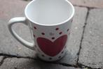 mok met hartje, Gebruikt, Ophalen of Verzenden, Overige stijlen, Kop(pen) en/of Schotel(s)