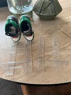 Schoenen rekjes, Kinderen en Baby's, Ophalen of Verzenden, Zo goed als nieuw, Schoentjes