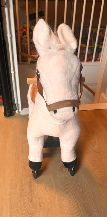 Animal-Riding paard Snowy beschikbaar voor biedingen