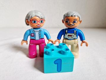 Duplo poppetjes opa en oma 7 verschillende paren beschikbaar voor biedingen