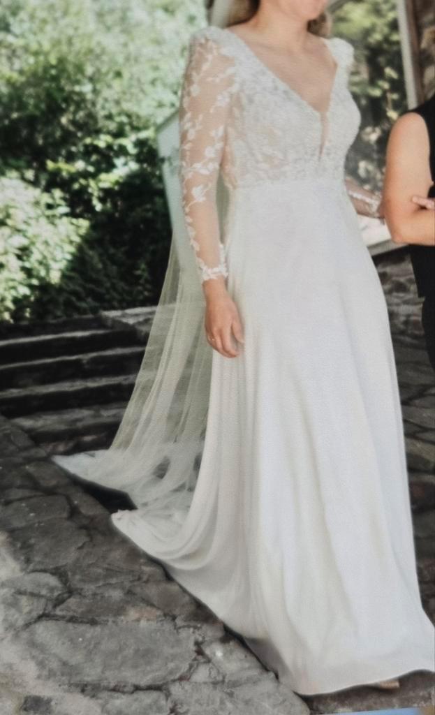 Trouwjurk (Adriana Alier, Koonings Deurne) M38, Kleding | Dames, Trouwkleding en Trouwaccessoires, Zo goed als nieuw, Trouwjurk