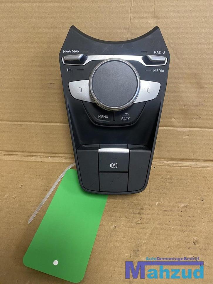 AUDI TT RADIO navigatie bedieningspaneel handrem schakelaar, Auto diversen, Autoradio's, Ophalen of Verzenden