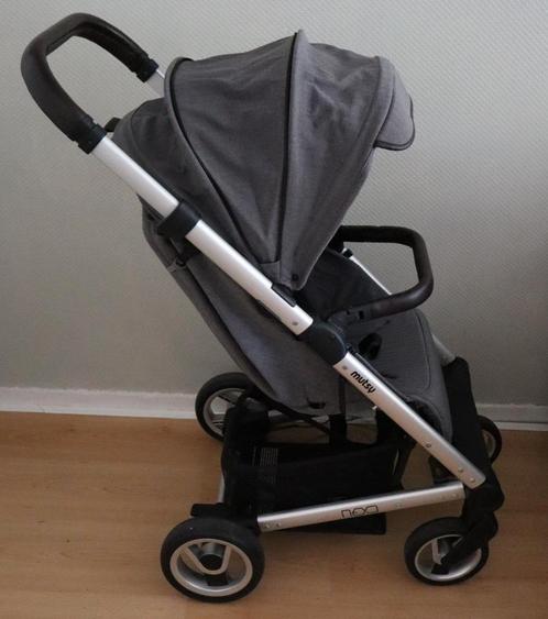Mutsy Nexo buggy (in zeer nette staat), Kinderen en Baby's, Buggy's, Zo goed als nieuw, Overige merken, Verstelbare rugleuning