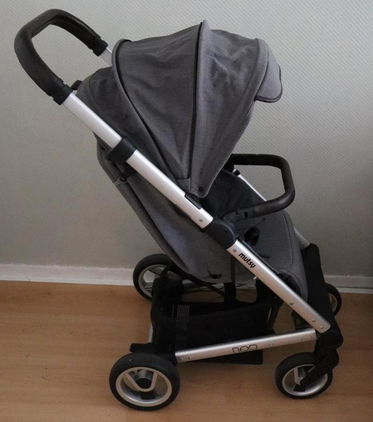 Mutsy Nexo buggy (in zeer nette staat), Kinderen en Baby's, Buggy's, Zo goed als nieuw, Overige merken, Verstelbare rugleuning