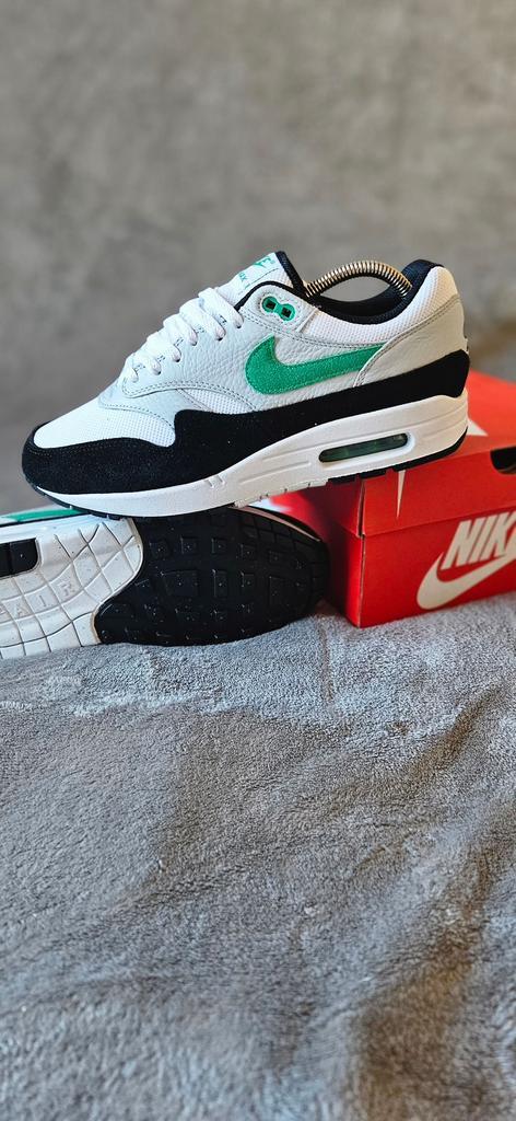 Nike Air Max 1 Green Chili maat 47,5 Nieuw, Kleding | Heren, Schoenen, Nieuw, Sneakers of Gympen, Overige kleuren, Ophalen of Verzenden