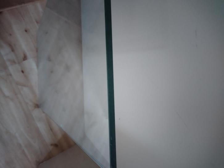 dikke glasplaat floatglas rondom geslepen voor in vitrinekas, Doe-het-zelf en Verbouw, Glas en Ramen, Zo goed als nieuw, Glasplaat