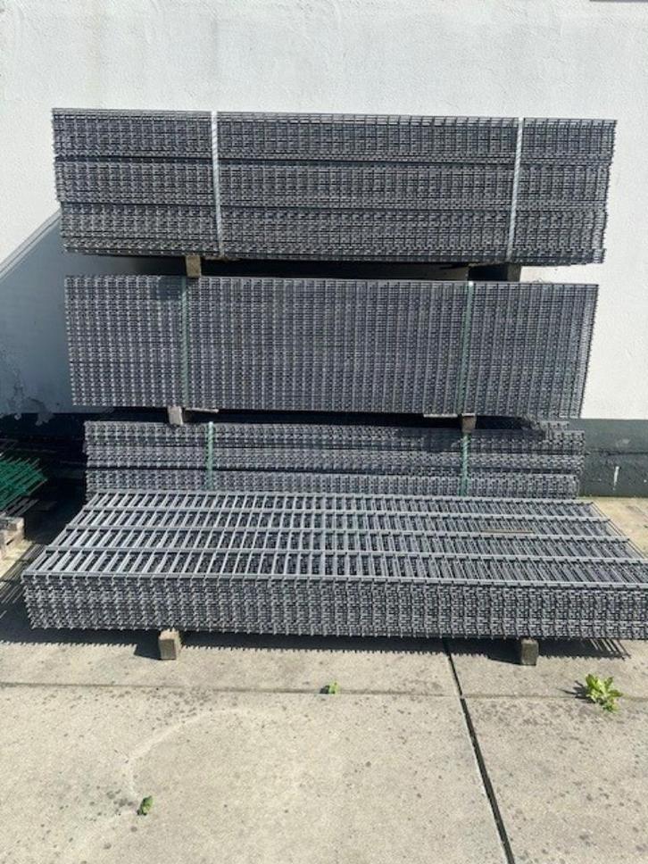 25 x Dubbelstaafs hekwerken 83/250cm gegalvaniseerd €550,-, Tuin en Terras, Gaas en Draad, Nieuw, Gaas, 20 meter of meer, Ophalen