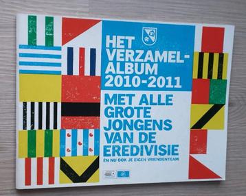 Het verzamelalbum 2010-2011 Panini like voetbalplaatjes beschikbaar voor biedingen