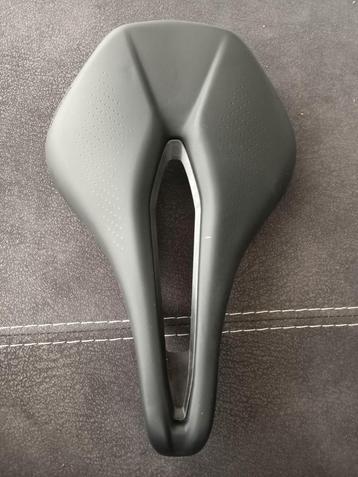 Nieuw zadel SPECIALIZED POWER zadel 155mm beschikbaar voor biedingen