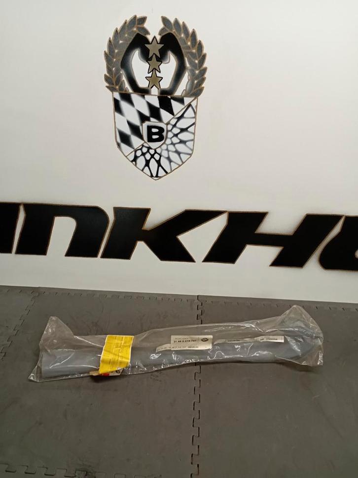 BMW E39 TOURING BEKLEDING KOFFERKLEP LINKS 51498216727 NIEUW, Auto diversen, Overige Auto diversen, Ophalen of Verzenden