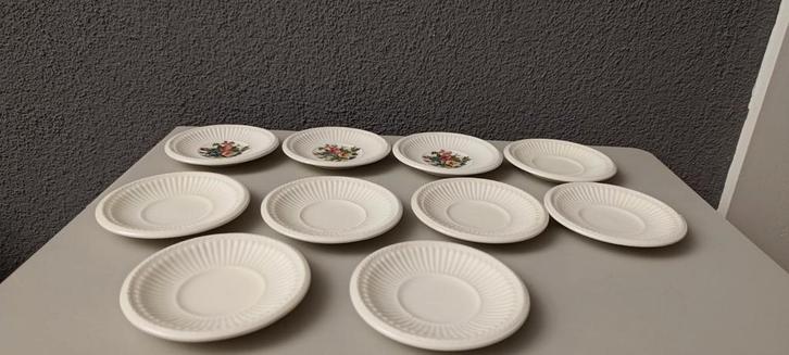 10 Wedgwood bonbons schoteltjes. 2 soorten., Huis en Inrichting, Keuken | Servies, Gebruikt, Kop(pen) en/of Schotel(s), Wedgwood