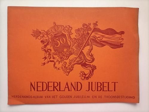 Nederland Jubelt - Herdenkingsalbum, Verzamelen, Koninklijk Huis en Royalty, Gebruikt, Tijdschrift of Boek, Nederland, Ophalen of Verzenden