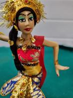 -	Danseres Bali Indonesies vintage, Verzamelen, Poppen, Ophalen of Verzenden