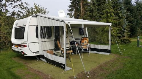 Fendt Bianco 465 SFB, Caravans en Kamperen, Caravans, Particulier, tot en met 4, 1250 - 1500 kg, Rondzit, Fendt, Lengtebed, Vast bed