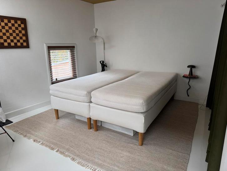 Tweepersoonsbed boxspring met Swiss Sense matrassen, Huis en Inrichting, Slaapkamer | Bedden, Zo goed als nieuw, Tweepersoons