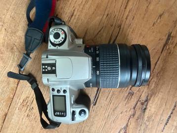Canon EOS 300 Spiegelreflexcamera beschikbaar voor biedingen