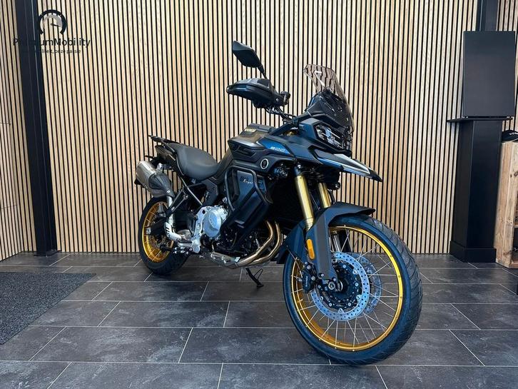 VOGE DS900X (ZWART), Motoren, Motoren | Overige merken, Bedrijf, Overig, meer dan 35 kW, 2 cilinders, Motorrijbewijs A