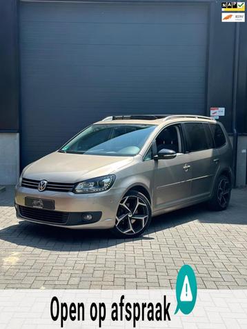 Volkswagen Touran 1.4 TSI Highline DSG - Pano - Led FULL OPT beschikbaar voor biedingen