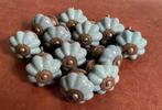 12 vintage kastknoppen blauw/grijs porselein, Ophalen of Verzenden