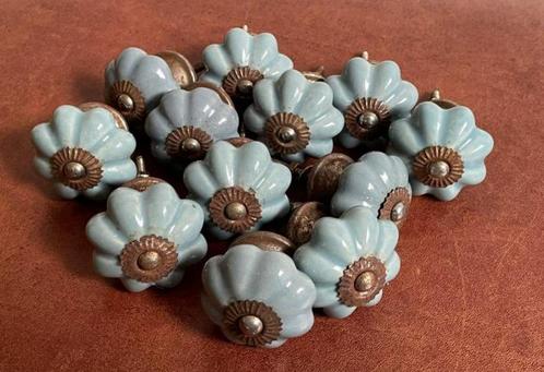 12 vintage kastknoppen blauw/grijs porselein, Antiek en Kunst, Curiosa en Brocante, Ophalen of Verzenden