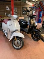 Gebro scooters: Lambretta V50 special Flex 45KM NIEUW, Ophalen, Nieuw, Lambretta