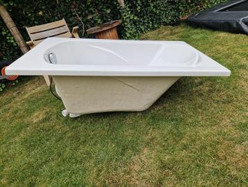 Nieuw Ligbad - 120x70x40cm beschikbaar voor biedingen
