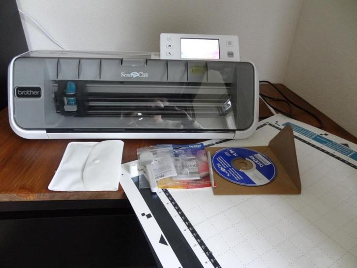 brother scanncut , scan cut , scan n cut snijplotter, Hobby en Vrije tijd, Kaarten | Zelf maken, Zo goed als nieuw, Overige typen
