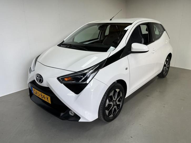 Toyota Aygo 1.0 VVT-i x-play Apple Carplay Camera Dealer ond, Auto's, Toyota, Bedrijf, Te koop, Aygo, ABS, Achteruitrijcamera