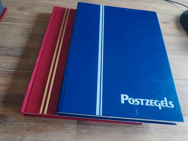 Nederland overzee (Suriname Antillen curaçao) deel 1/2, Postzegels en Munten, Postzegels | Volle albums en Verzamelingen, Nederland