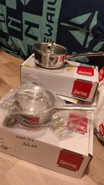 Verschillende kwaliteit steelpannen SPRING 16cm, Nieuw, Pannenset, Ophalen of Verzenden, Rvs