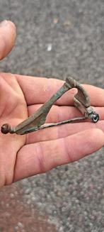 (3)Romeins bronzen fibula, Bodemvondst, Antiek en Kunst, Ophalen of Verzenden