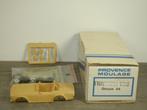 Triumph TR6 Groupe 44 - Provence Moulage 1:43