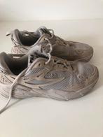 Fila Sneakers Maat 39, Ophalen of Verzenden, Zo goed als nieuw, Grijs, Sneakers of Gympen