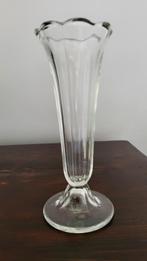Reims glazen vaasje Hoogte 16,5 cm x 6 cm, Antiek en Kunst, Antiek | Glas en Kristal, Ophalen of Verzenden