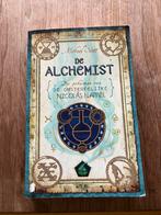Michael Scott - De alchemist, Ophalen of Verzenden, Gelezen, Michael Scott