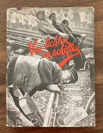  Van lichten en schiften.Spoor en Tramwegpersoneel 1886-1936 beschikbaar voor biedingen