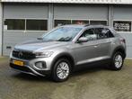 Volkswagen T-Roc 1.5 TSI 150PK DSG automaat Life Business Ap, Te koop, Zilver of Grijs, Geïmporteerd, Benzine