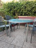 Tuintafel met glazen blad, af te halen voor 2 zakken M&M's, Ophalen