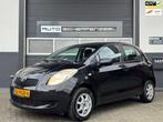 Toyota Yaris VVTi + | AIRCO | 2e EIGENAAR | NL AUTO | NAP |, Auto's, Toyota, Voorwielaandrijving, Stof, Gebruikt, Zwart