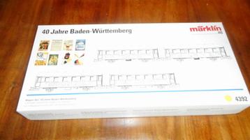 MARKLIN 4392 WAGON-SET 40 Jahre Baden Württemberg ; 4 stuks  beschikbaar voor biedingen