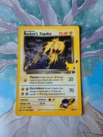 Pokemon celebrations rocket's Zapdos Holo 15/132, Hobby en Vrije tijd, Verzamelkaartspellen | Pokémon, Ophalen of Verzenden, Nieuw