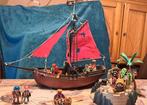 Playmobil piratenschip 3900 met piraten vesting 4007, Kinderen en Baby's, Speelgoed | Playmobil, Ophalen of Verzenden, Zo goed als nieuw