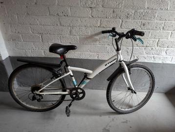 B-Twin jongensfiets  beschikbaar voor biedingen