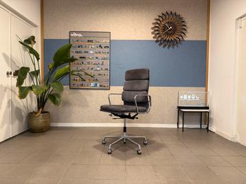 Vitra | Eames | EA 219 | Grijs Alcantara – Chroom | 1x beschikbaar voor biedingen