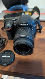 Reflex D3200 - Zwart + Nikon AF-S DX Nikkor 18-55mm + Tasje, Spiegelreflex, Zo goed als nieuw, Nikon, Minder dan 4 keer