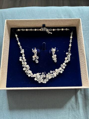 Bruidssieraden set G. Westerleigh beschikbaar voor biedingen